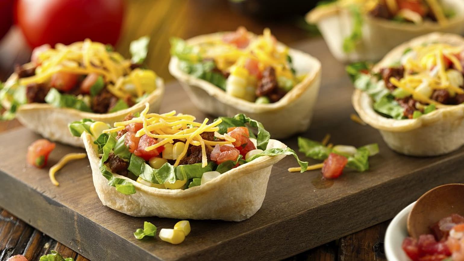 Mini Taco Salad Bowls