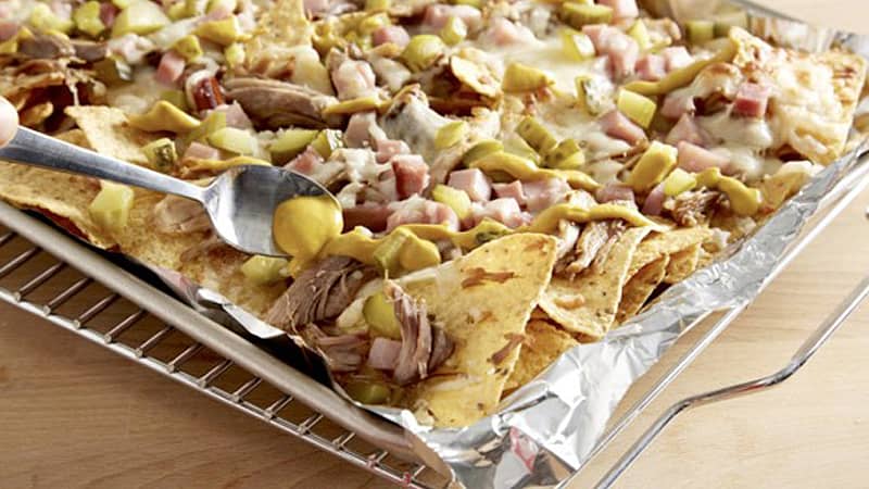 How to make nachos