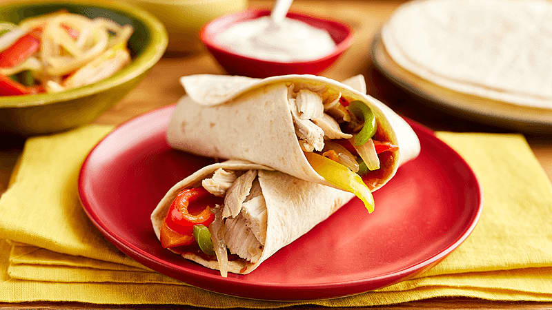 Slow Cooker Chicken Fajitas - Roast Dinner Recipe - Old El Paso