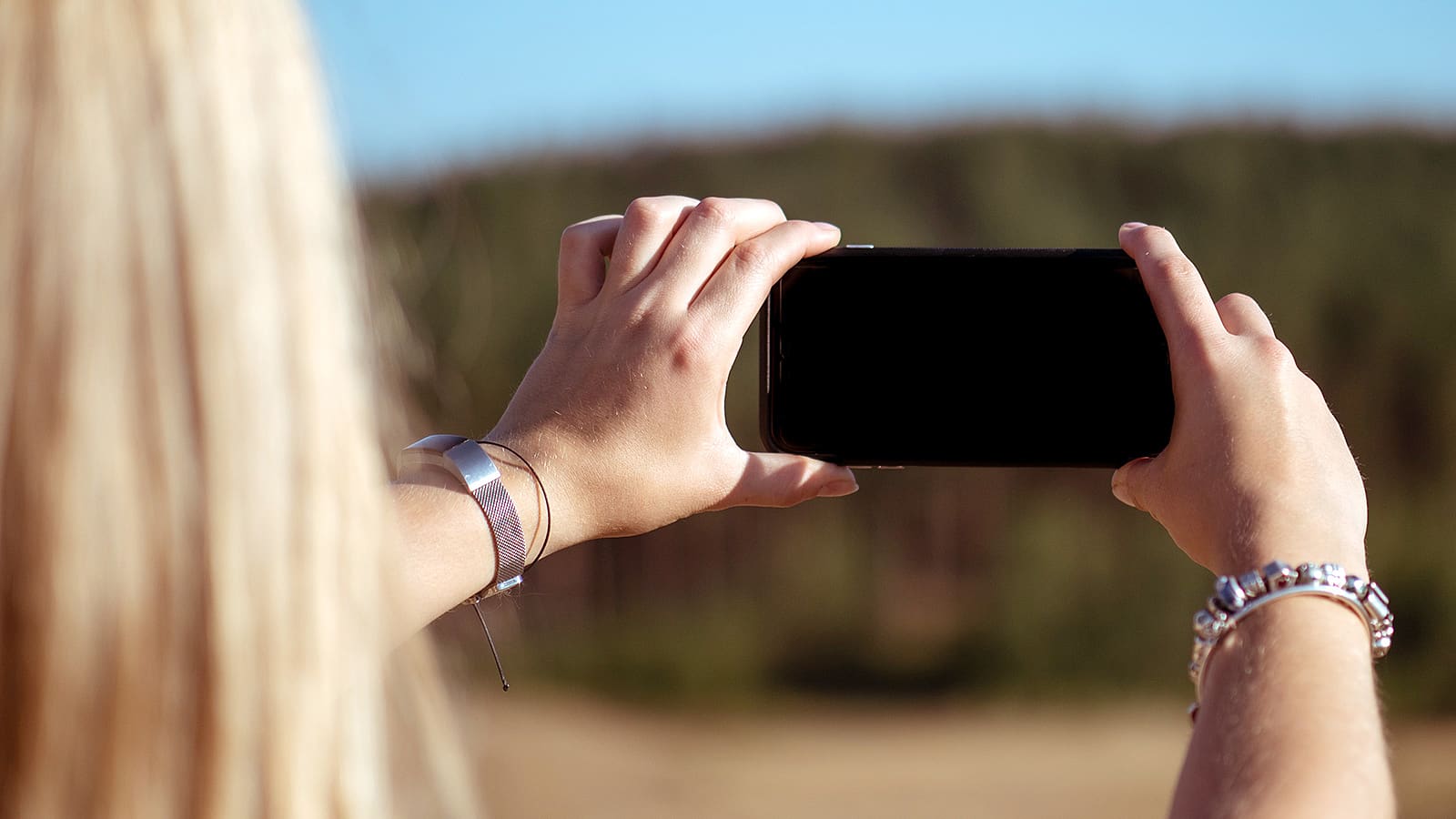 Mobile on hand