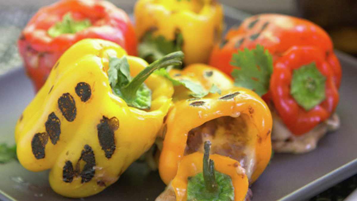Stuffed Grilled Sweet Peppers - Mexican Recipes - Old El Paso