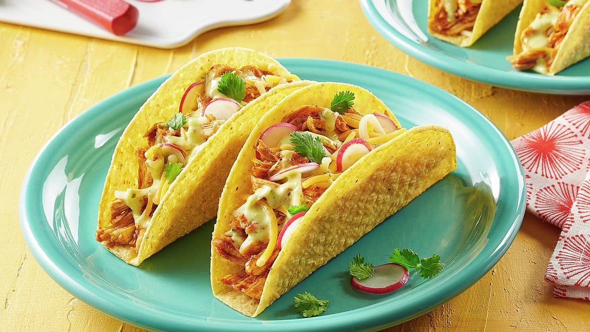 Easy Shredded Chicken Tacos - Mexican Recipes - Old El Paso