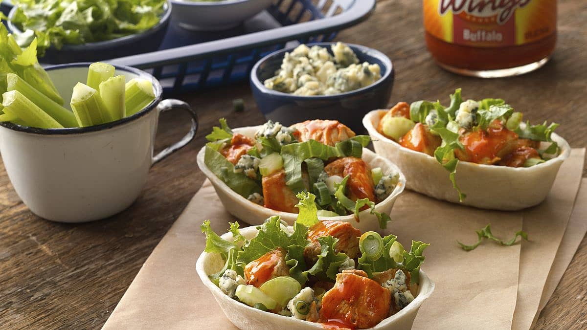 Buffalo Chicken Taco Bowls - Mexican Recipes - Old El Paso