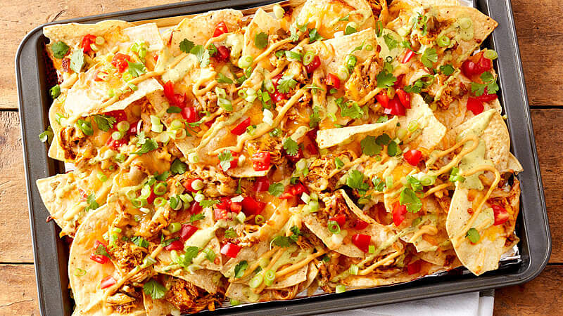 Queso Chicken Nachos