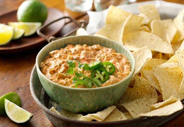 Easy Taco Queso Dip